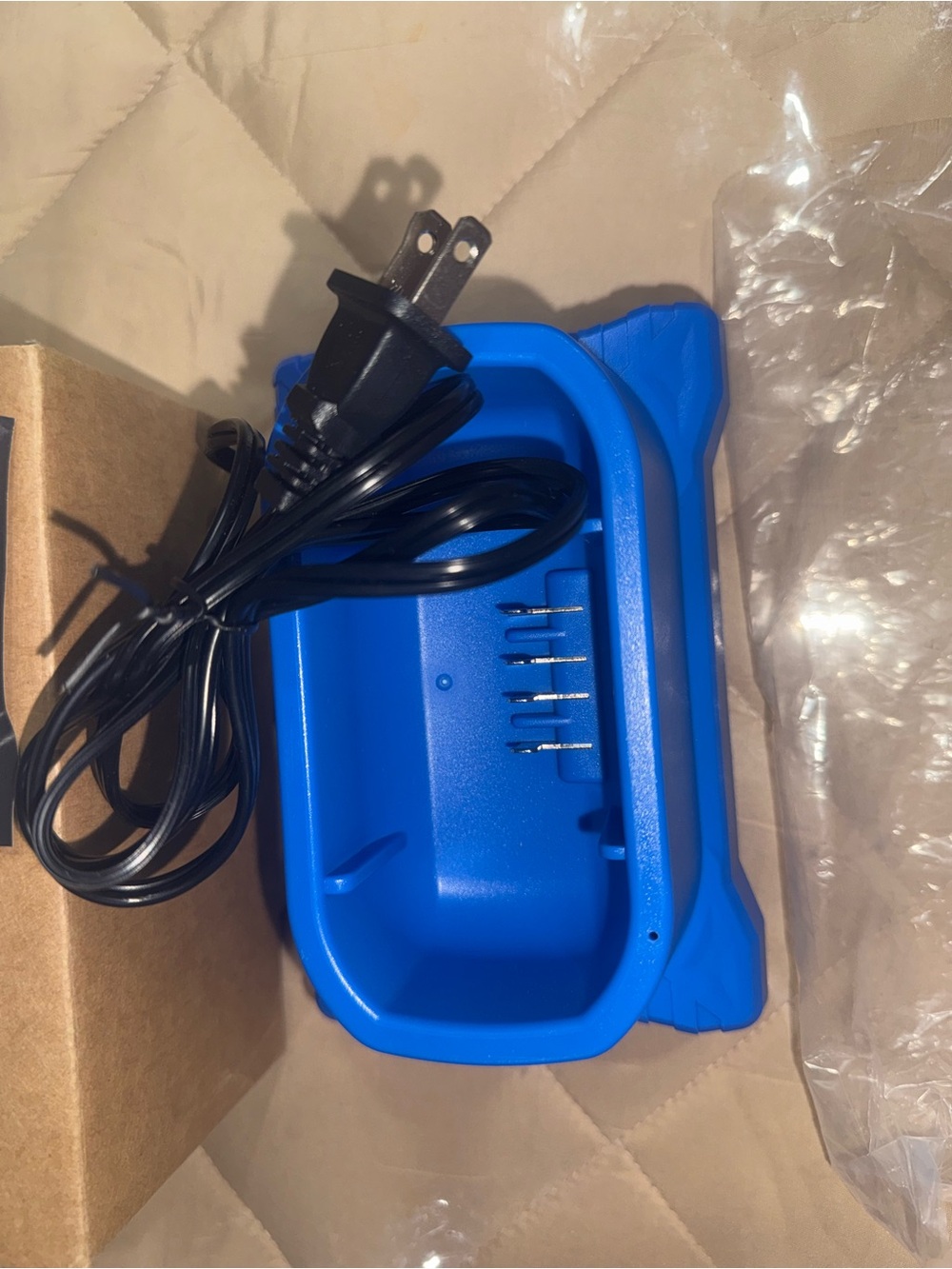 KBT 40v Lithium Battery Compact Charger for KRC60-06 KRC840-03 KRC1540-03